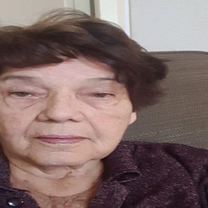 Meet your Posher, Carolyn